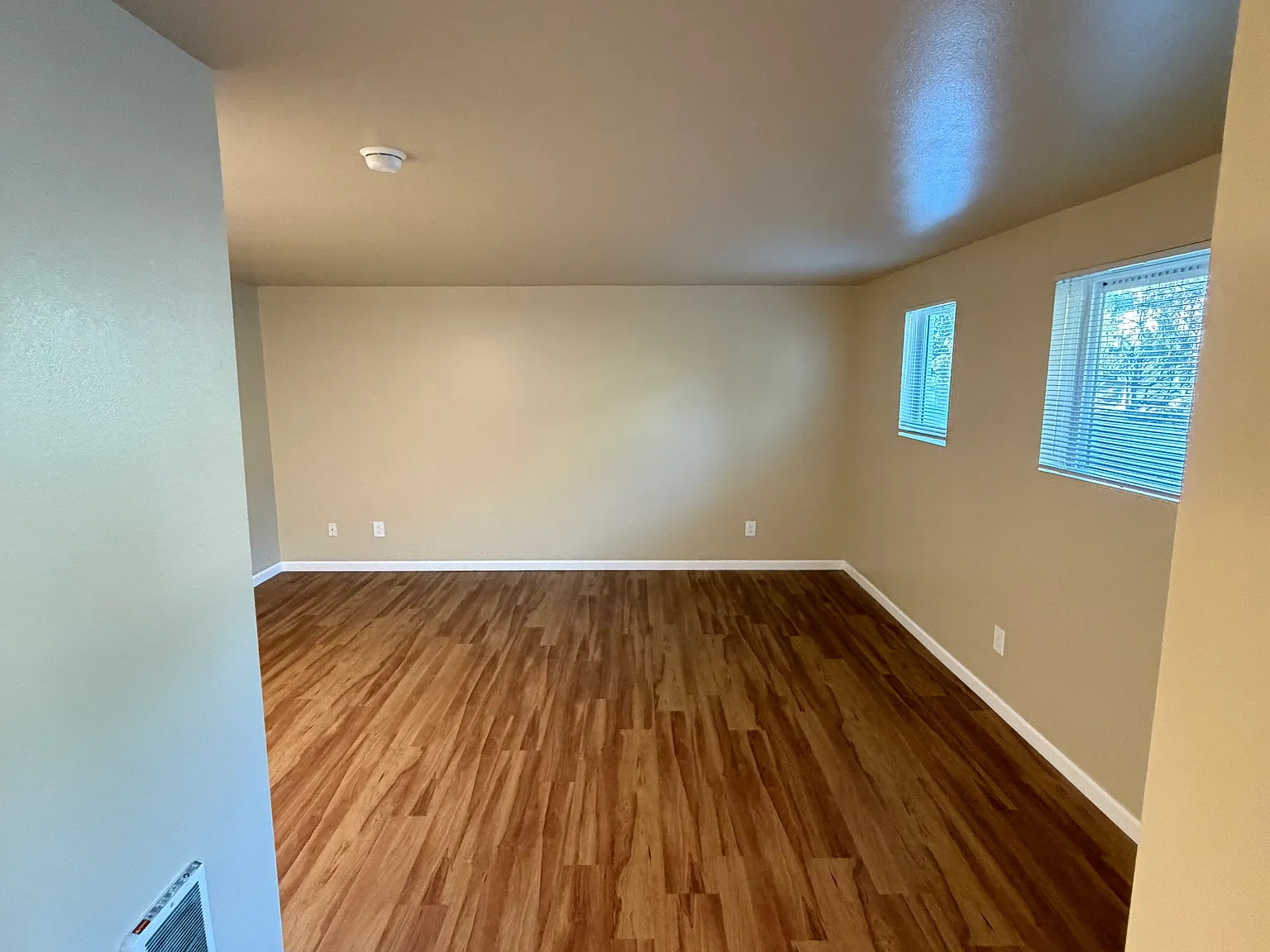 1 bed, $1,625 — Photo 3