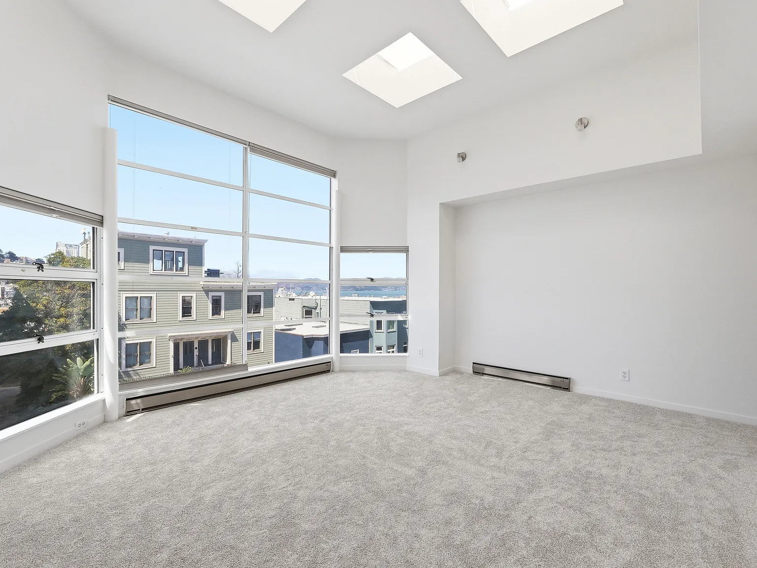 1 bed, 670 sqft, $4,900 — Photo 4
