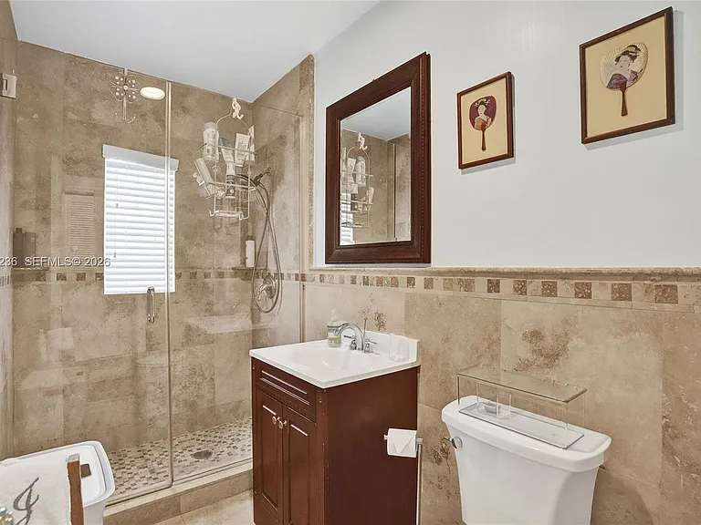 1534 Palancia Ave — Photo 47