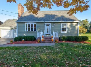 7662 Hamilton St, Williamson, NY 14589