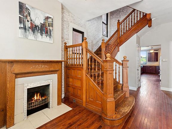 3rd image of 4167 Enright Ave