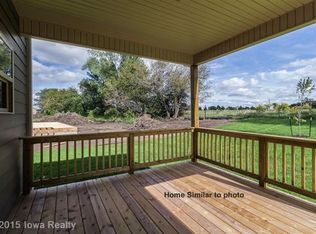 2325 SE Riverbirch Ln, Waukee, IA 50263