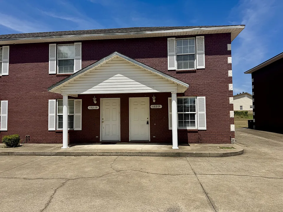102 S Roland Rd #9