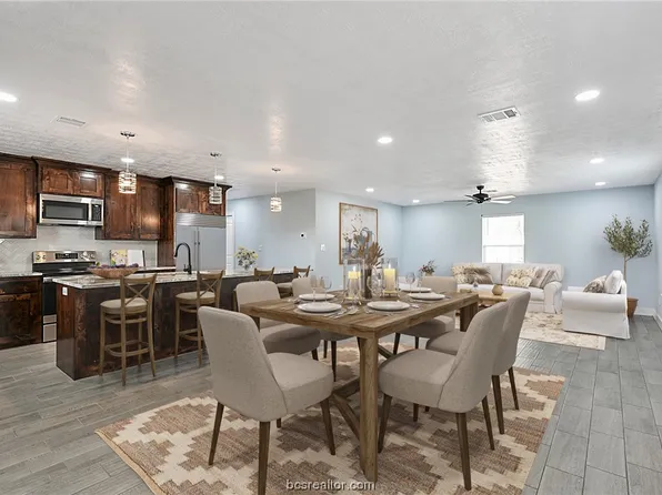 804 Sunshine St, Hearne, TX 77859