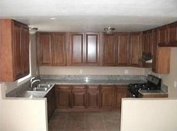 4th image of 1536 N Corona Ave