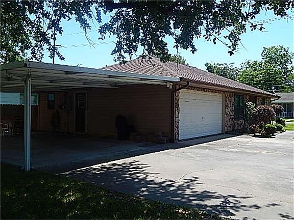 4th image of 1502 Gulf Ave
