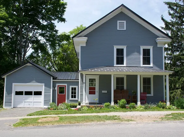 51 Burton St, Cazenovia, NY 13035