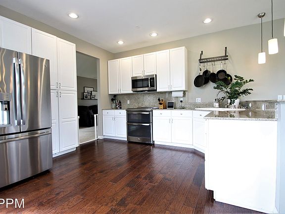 2nd image of 4237 N Branch Dr