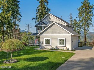 9798 N Willowherb Ct, Hauser, ID 83854