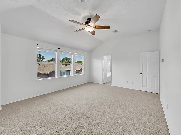 13221 Elmhurst Dr — Photo 27