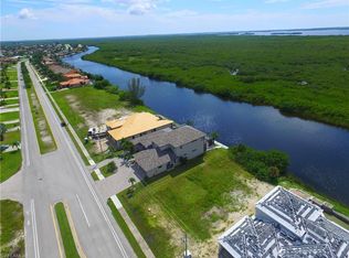 3420 Surfside Blvd, Cape Coral, FL 33914