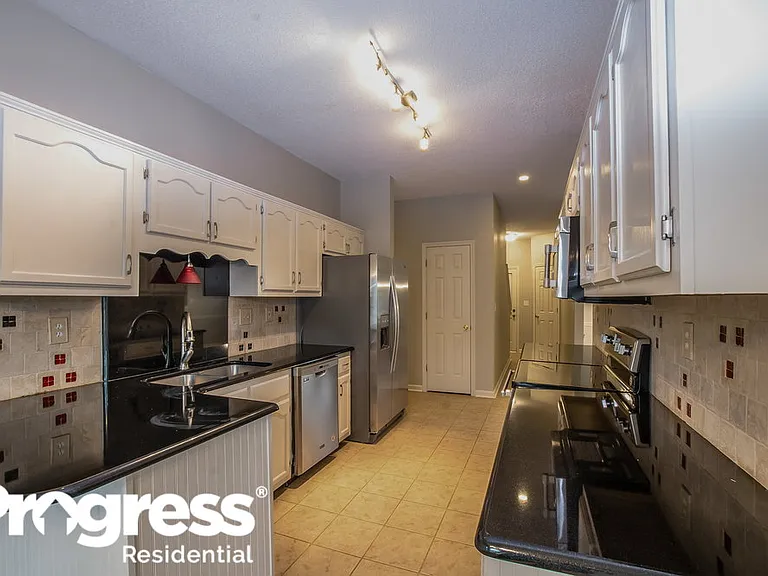 8595 Bell Ridge Dr — Photo 5