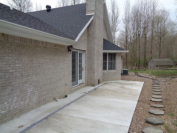 2nd image of 460 Fern Creek Ln