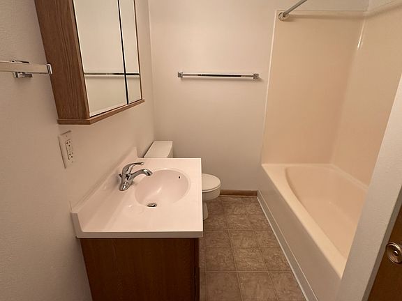 4th image of 2000 Valley Park Dr #11290841