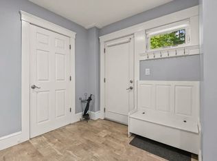 583 Franklin St, Framingham, MA 01702