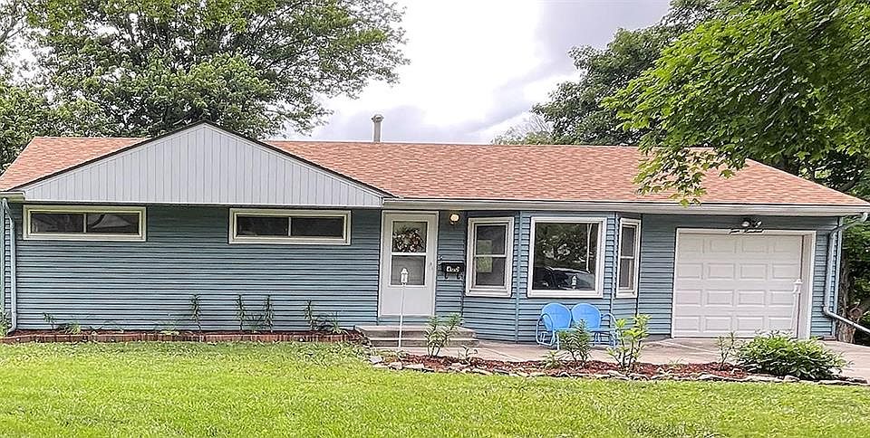 1st image of 400 Lacy Ln