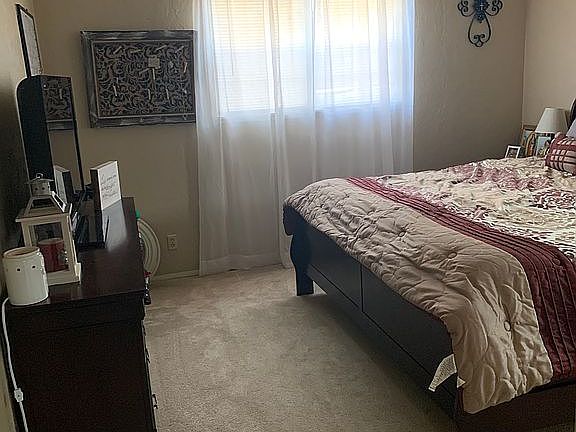 4th image of 418 Elm Dr
