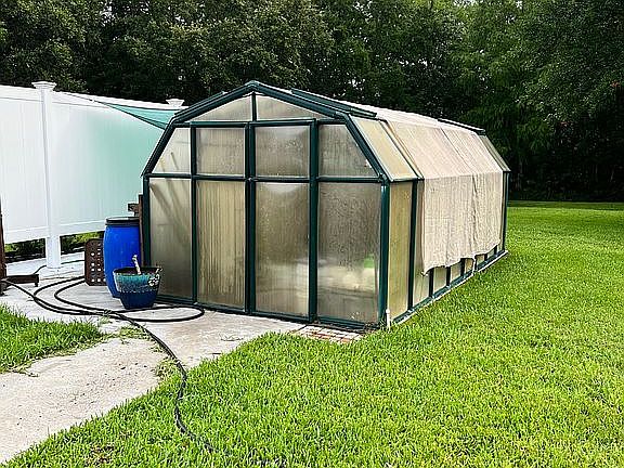 Greenhouse 8 X16