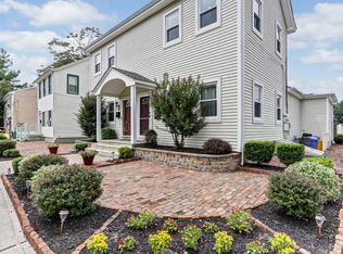 87 Linden Pl, Red Bank, NJ 07701