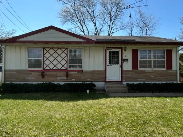 610 Orton Ave, Wauconda, IL 60084