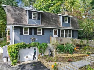 3 Woods Rd, East Stroudsburg, PA 18301