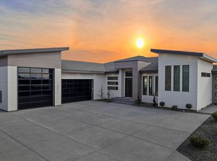 2243 S Wilson Pl, Kennewick, WA 99338