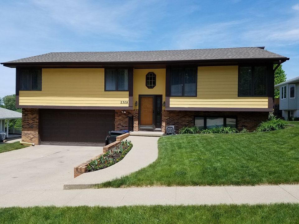 1st image of 2309 Seneca Way
