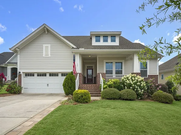 129 Sweet Vista Ln, Holly Springs, NC 27540