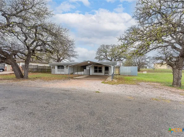 439 Elm Dr, Kingsland, TX 78639