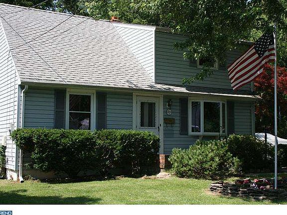 2nd image of 89 Longwood Dr