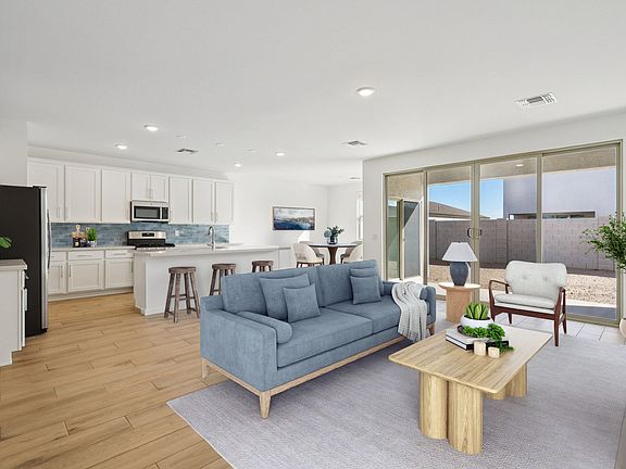 Madera - Ruby Interior Image 4