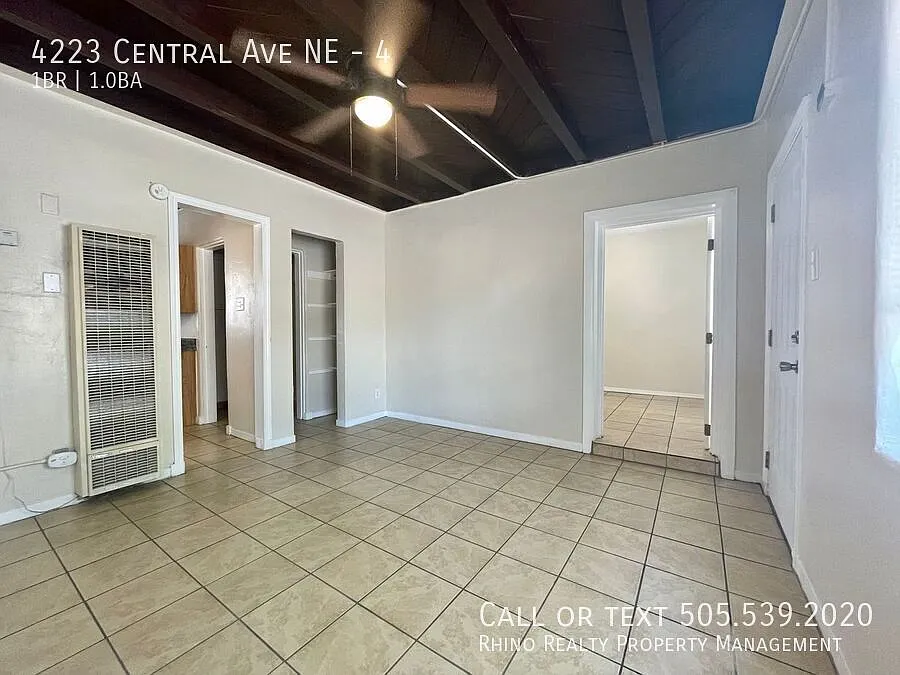 1st Month Rent Free! Lovely 1 Bedroom, 1 Bath In The NE! — Photo 2