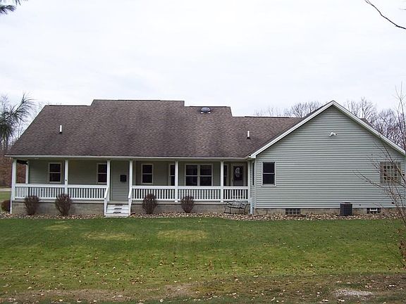 5th image of 21 White Oak Ct