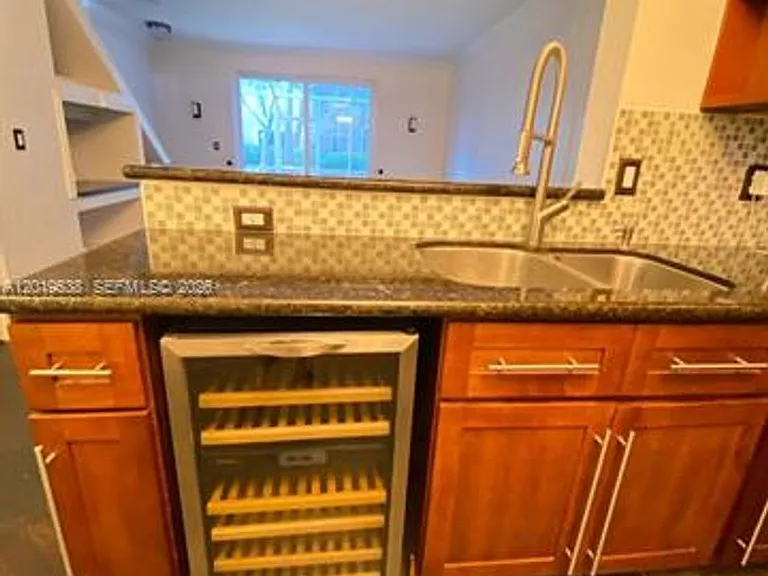 2041 Pompeii Ct #2014 — Photo 8