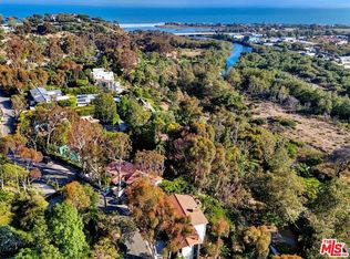 3557 Serra Rd, Malibu, CA 90265