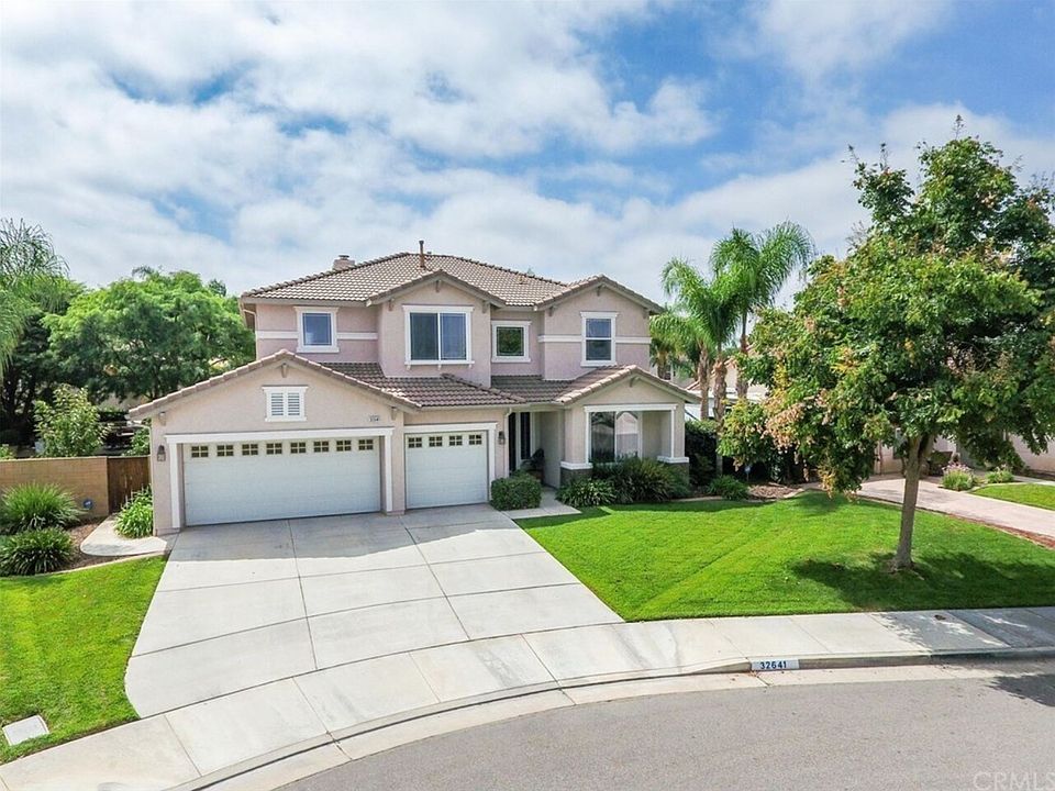 2nd image of 32641 Cullen Ct