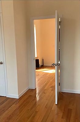 5th image of 86 Madison St APT 4A