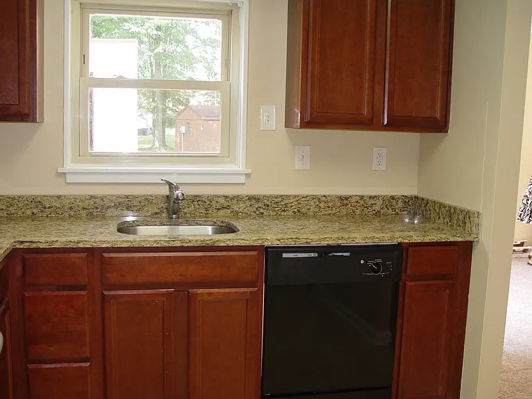 1306 Chelmsford Cir — Photo 4