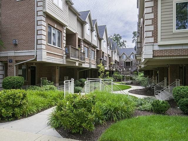 1st image of 3631 Forest Ave Unit M