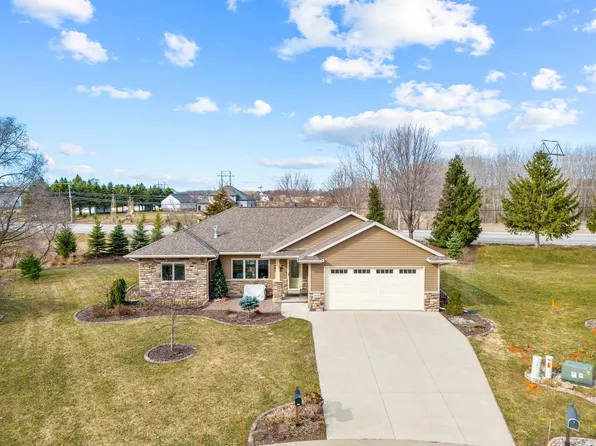 2398 W Barley Way, Appleton, WI 54913
