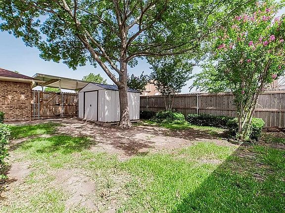Back Yard/Storage Shed