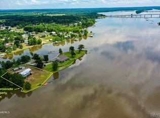 476 Hideaway Rd, Camden, AL 36726