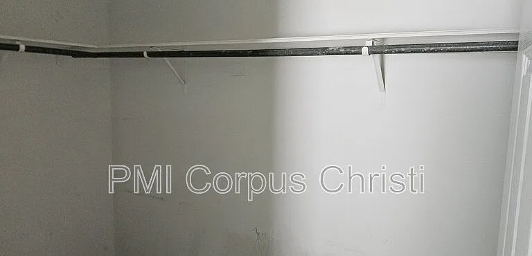 7806 Jim Wells Dr — Photo 16
