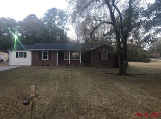 220 Clearwater Ave, Inman, SC 29349
