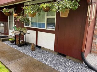 111 176th Ave E, Lake Tapps, WA 98391