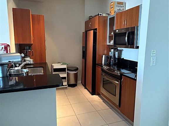 5th image of 18800 NE 29th Ave Penthouse 24