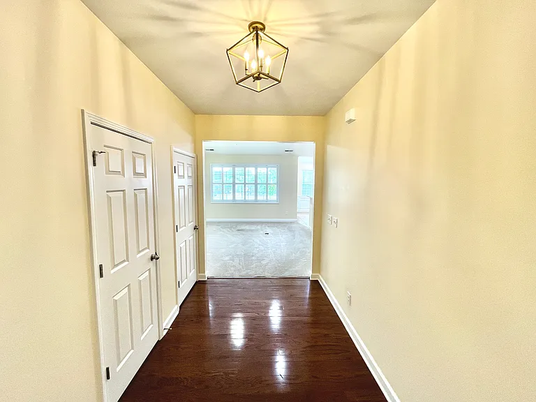 2456 Birch View Dr — Photo 35