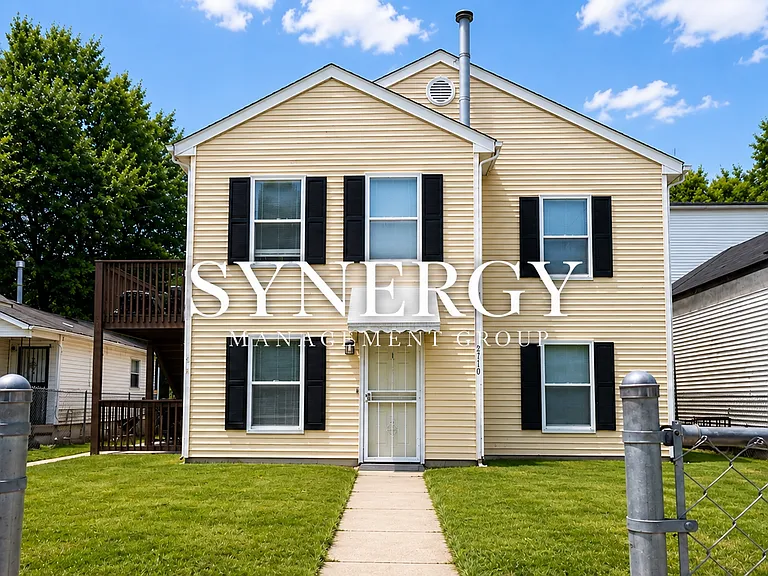 2710 W Kentucky St — Photo 3