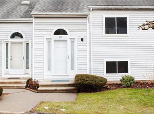 20 Clubhouse Dr #20, Cromwell, CT 06416