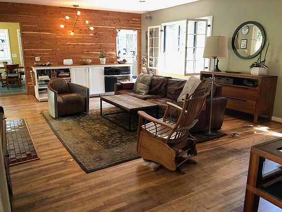 Traditional Living Room with working fireplace